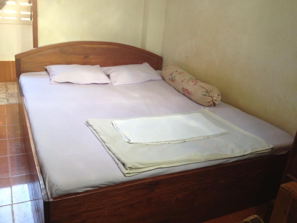 Attopu Souksomphone Guesthouse מראה חיצוני תמונה